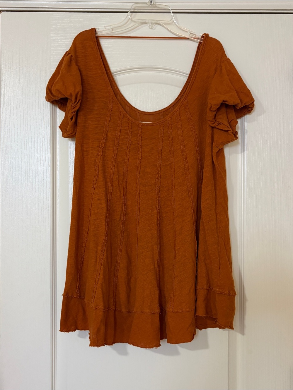 Women’s Burnt Orange Scoop Neck Short Sleeve Top